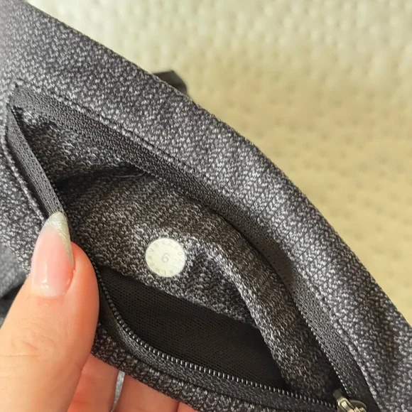 RARE Lululemon Herringbone Women's Gray Leggings with pockets ✨ - Picture 8 of 8